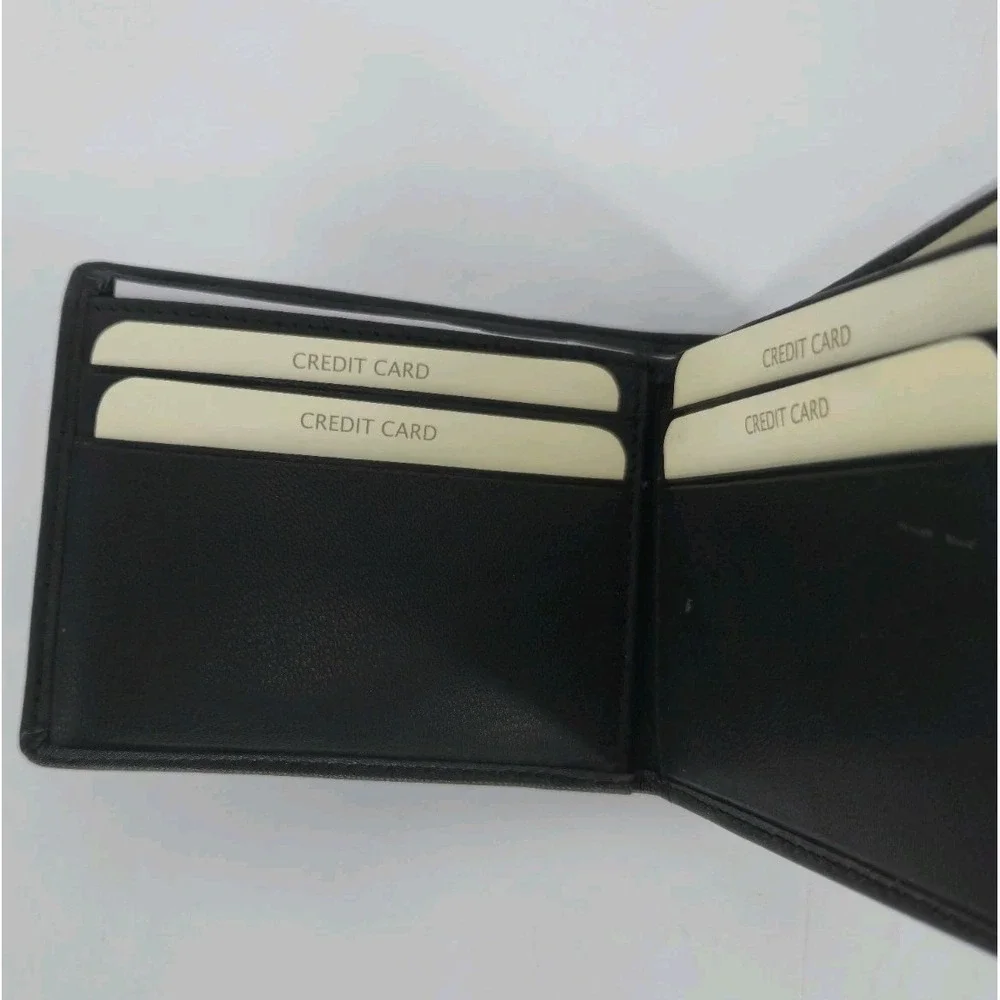 Royal Class Men's Black Genuine Leather Trifold Wallet 8 Card Slots Boxed 4.5 In